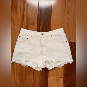 Levi's 501 Shorts in White